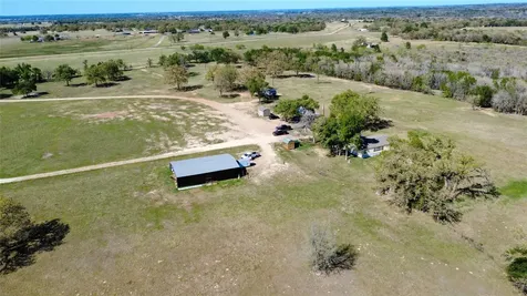 1042 Los Ranchitos Road Cameron TX 76520