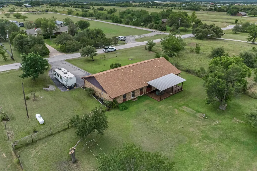 12800 Quarterhorse Drive Elgin TX 78621
