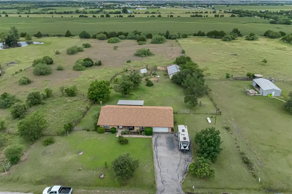 12800 Quarterhorse Drive Elgin TX 78621