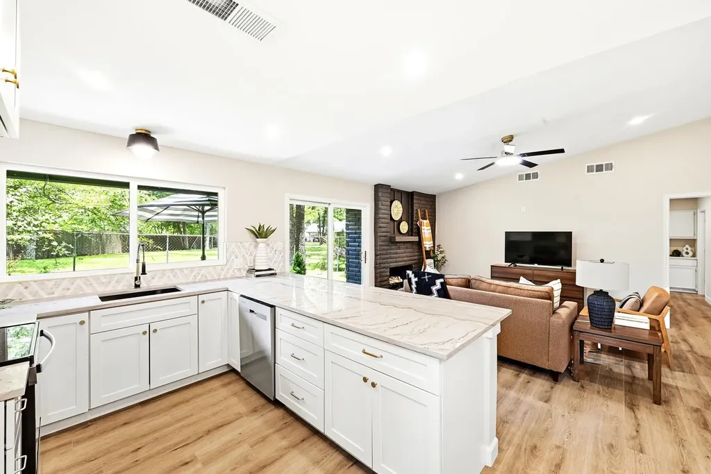 12210 Waxwing Circle Austin TX 78750