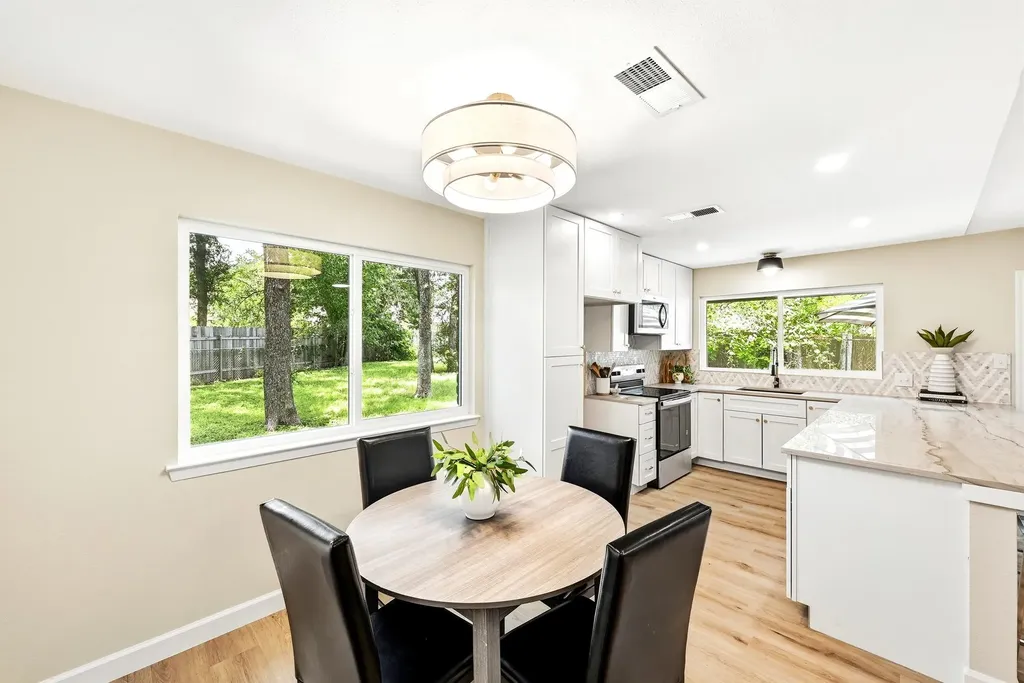12210 Waxwing Circle Austin TX 78750