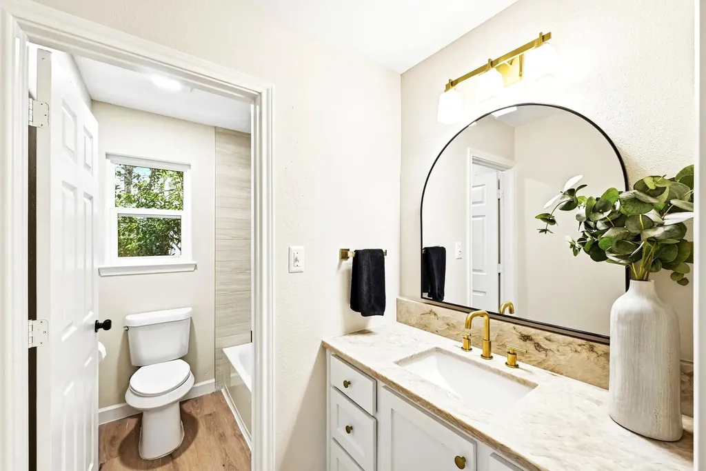 12210 Waxwing Circle Austin TX 78750