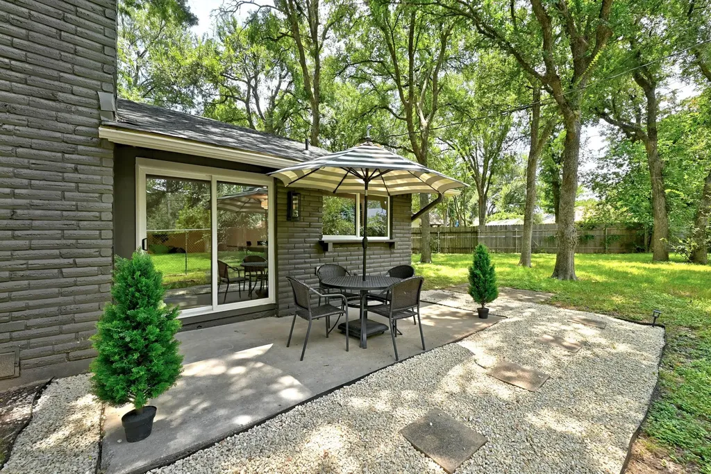 12210 Waxwing Circle Austin TX 78750