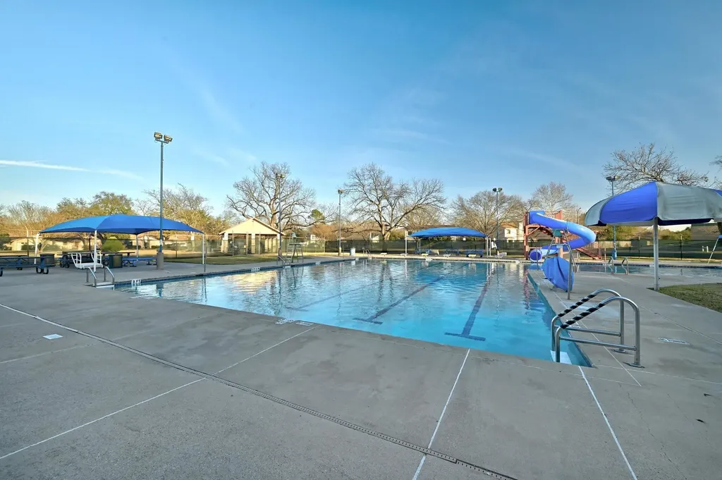 12210 Waxwing Circle Austin TX 78750
