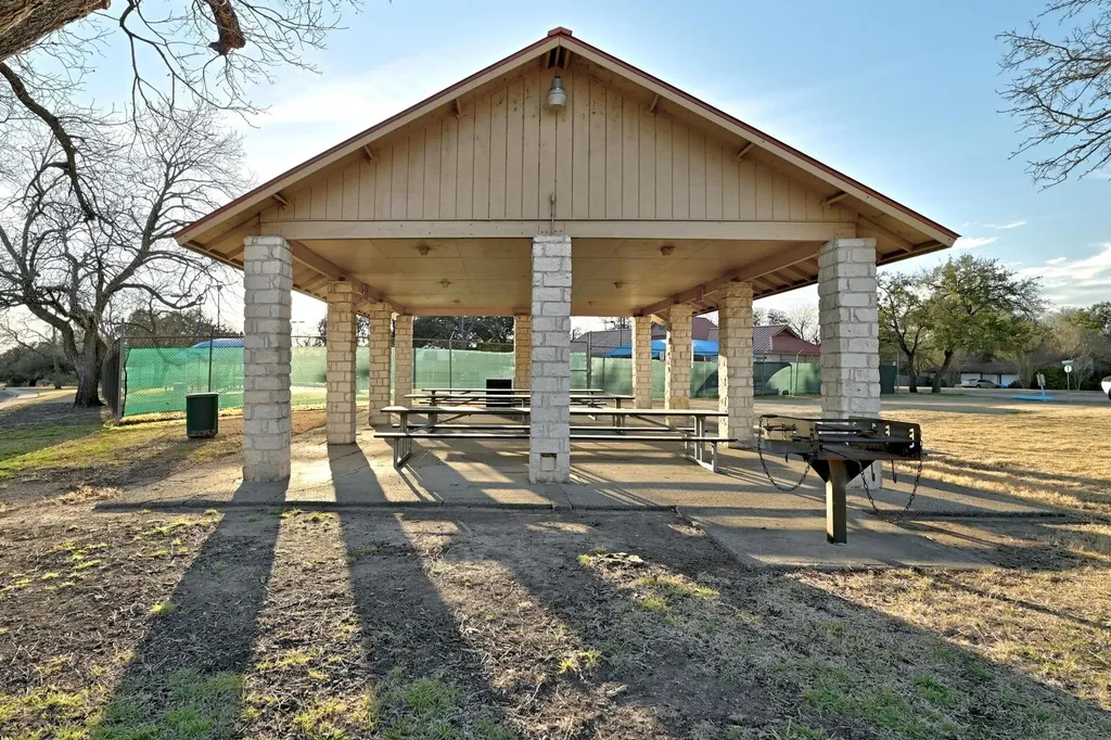 12210 Waxwing Circle Austin TX 78750