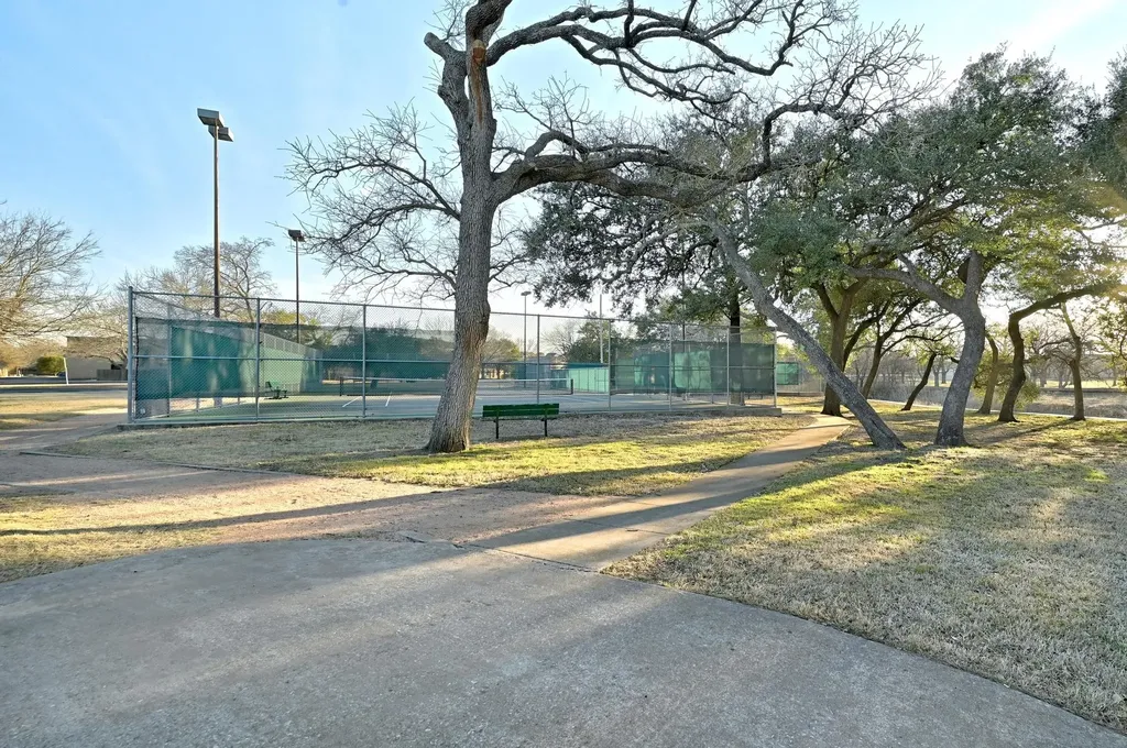 12210 Waxwing Circle Austin TX 78750