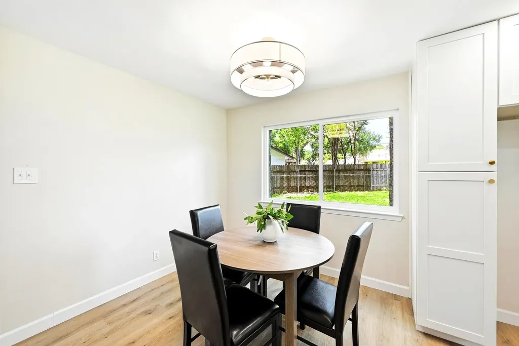 12210 Waxwing Circle Austin TX 78750