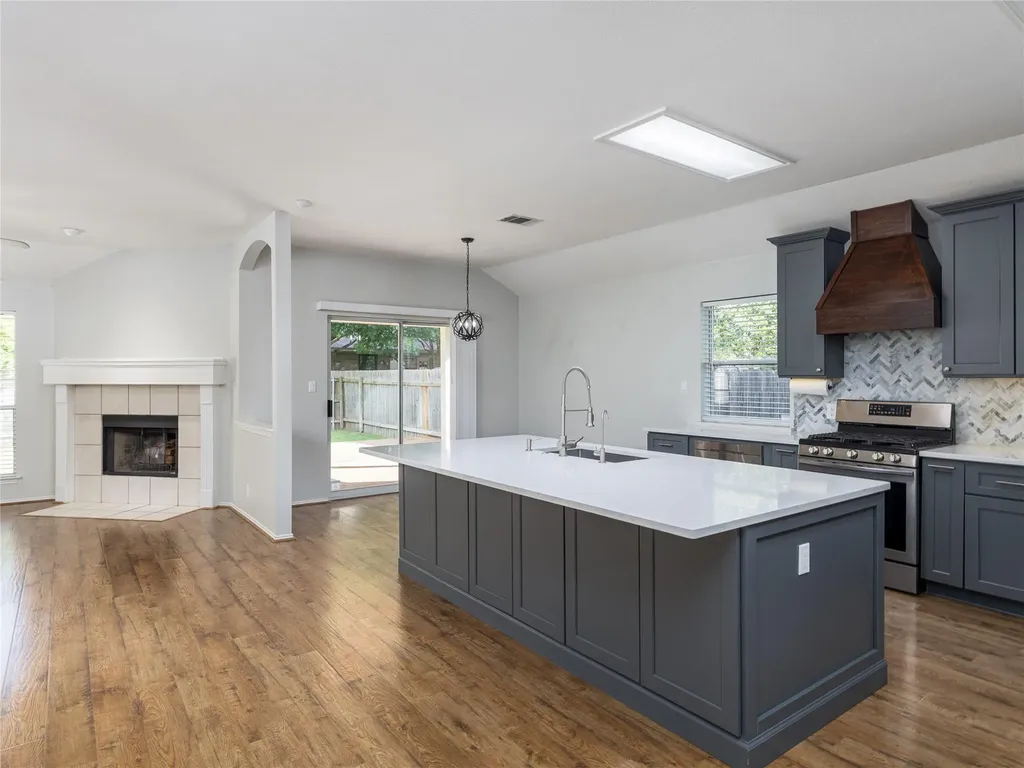 3064 Bent Tree Loop Round Rock TX 78681