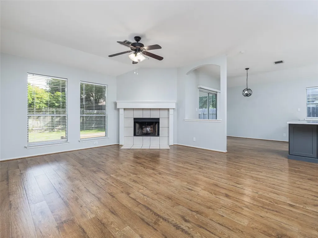 3064 Bent Tree Loop Round Rock TX 78681