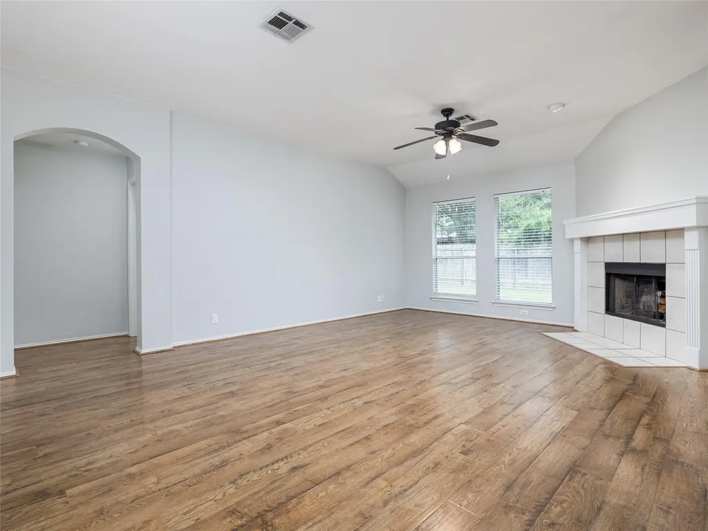 3064 Bent Tree Loop Round Rock TX 78681