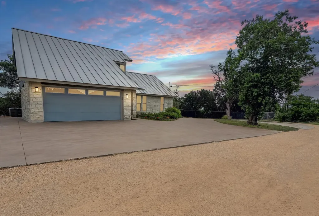 19110 Hornsby Lane Spicewood TX 78669