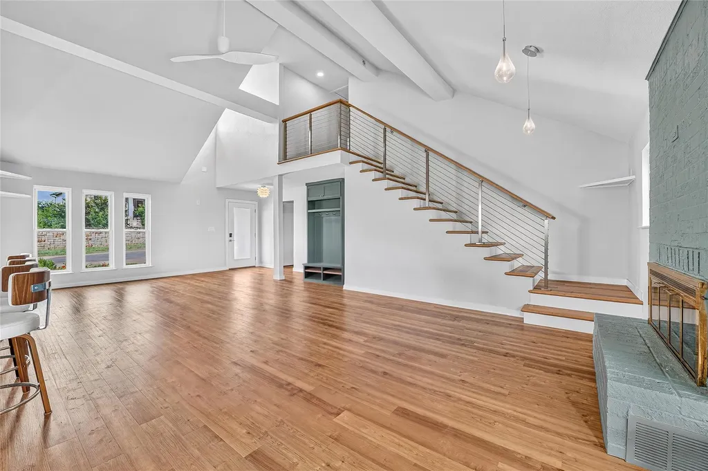 19110 Hornsby Lane Spicewood TX 78669