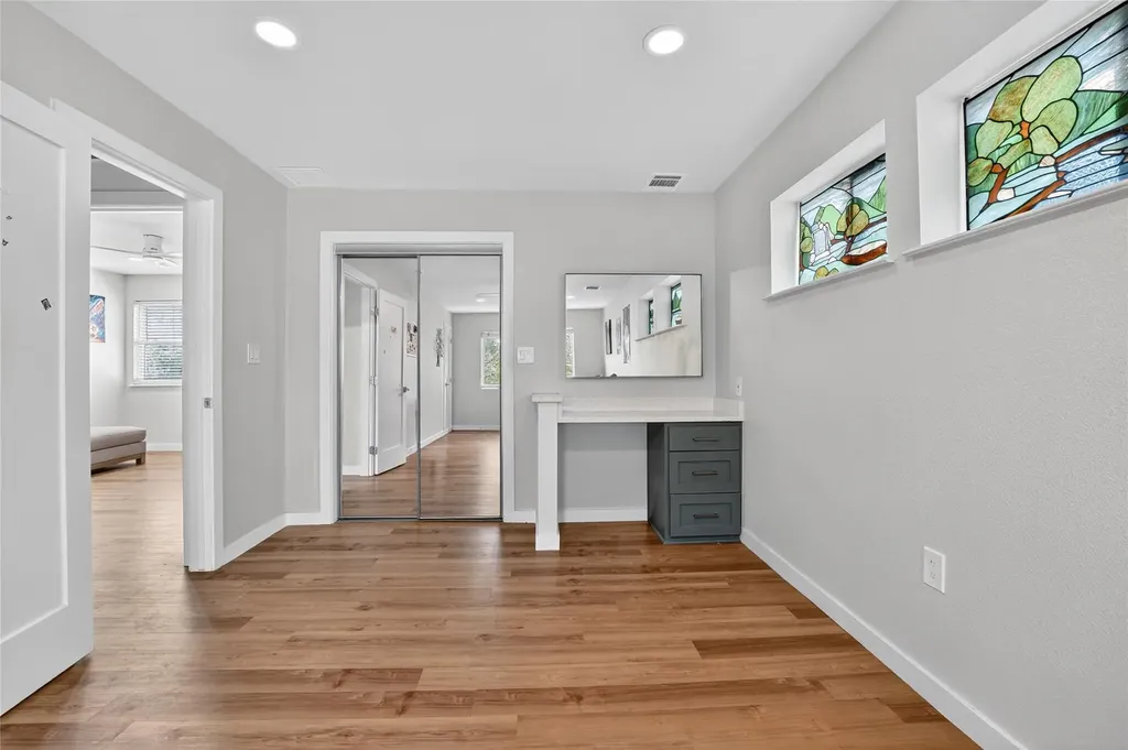 19110 Hornsby Lane Spicewood TX 78669