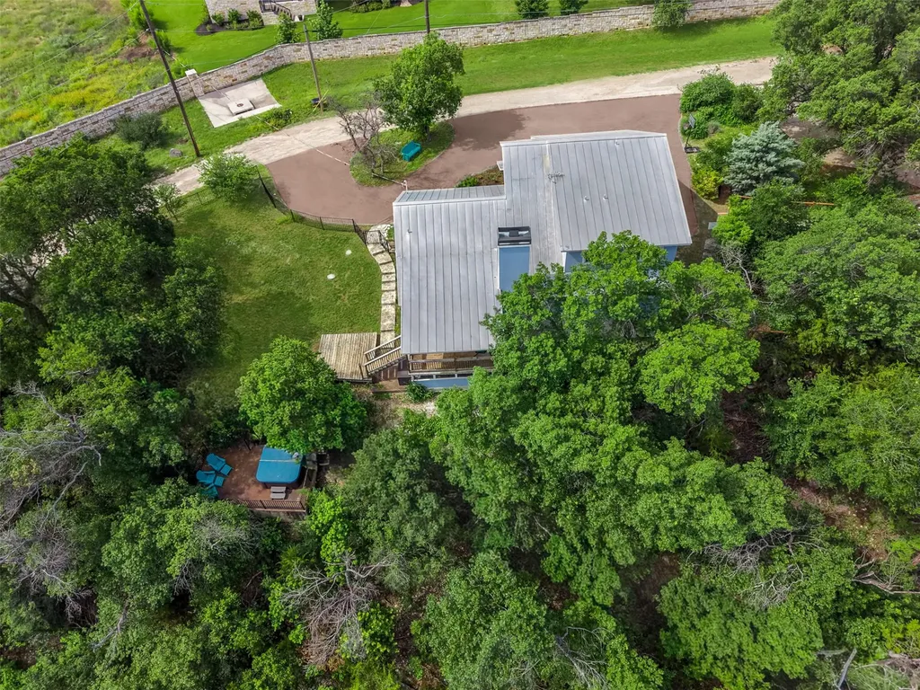 19110 Hornsby Lane Spicewood TX 78669