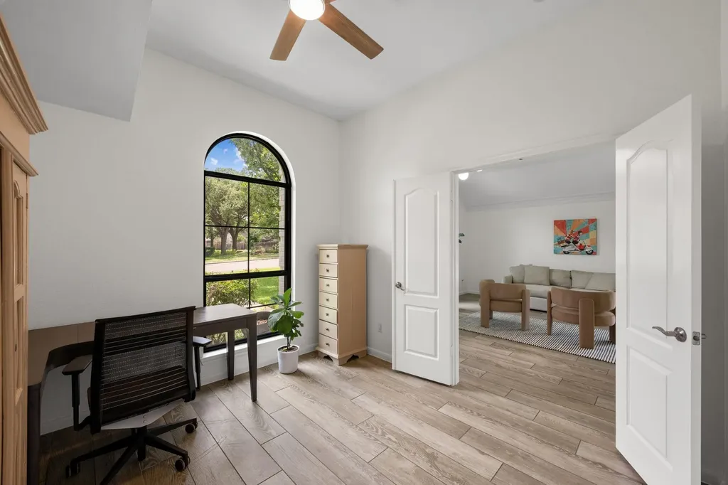 6110 Ginita Lane Austin TX 78739