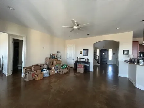 591 E Burgundy Street Port O'connor TX 77982