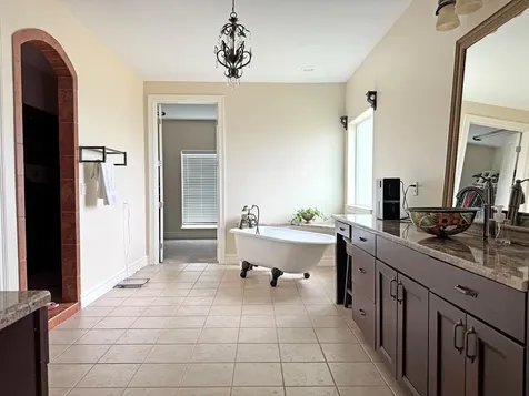 591 E Burgundy Street Port O'connor TX 77982