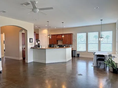 591 E Burgundy Street Port O'connor TX 77982