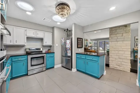 6501 Robbie Creek Cove Austin TX 78750