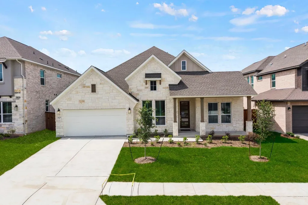 1805 Sauterne Drive Leander TX 78641