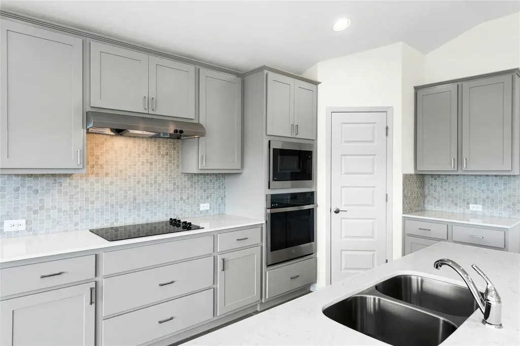 4112 Rockwood Drive Lago Vista TX 78645