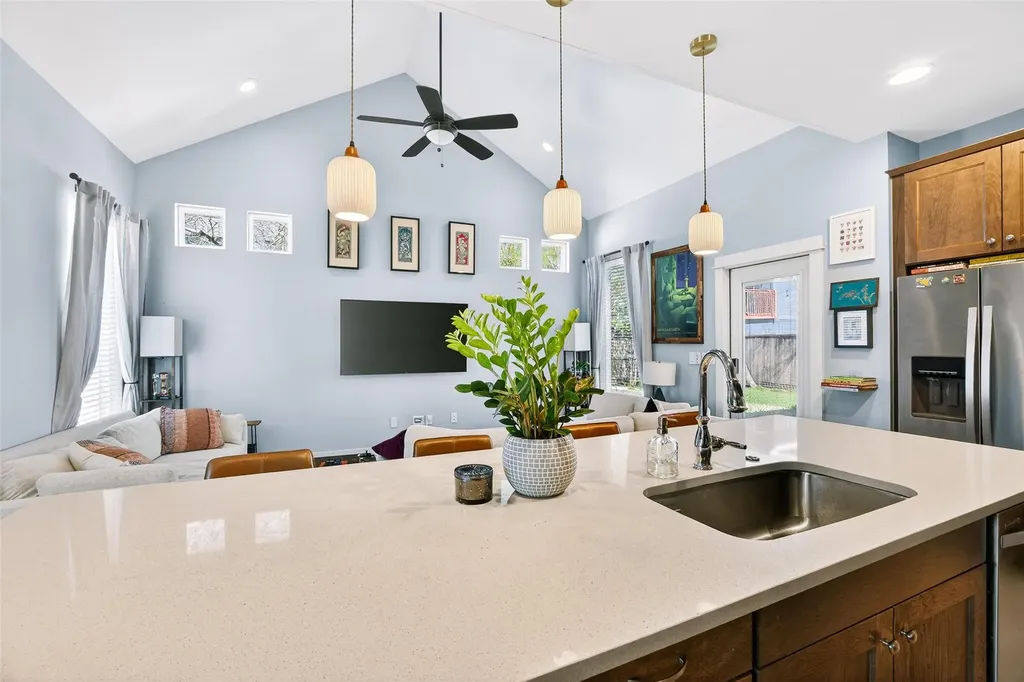 4917 Sunset Trail Austin TX 78745