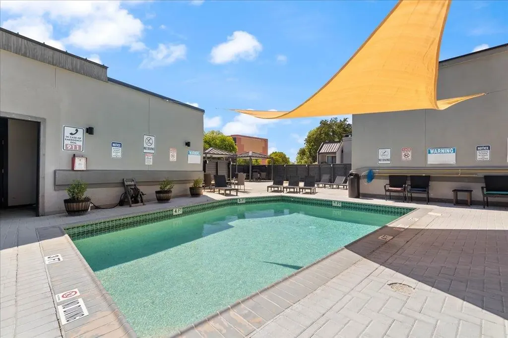 935 La Posada Drive Austin TX 78752