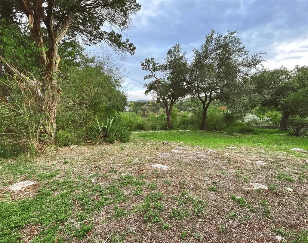 18201 Gregg Bluff Road Jonestown TX 78645