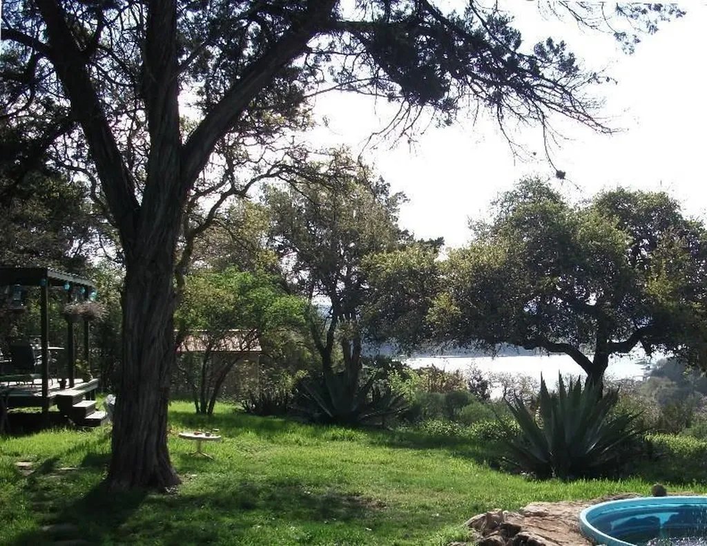 18201 Gregg Bluff Road Jonestown TX 78645