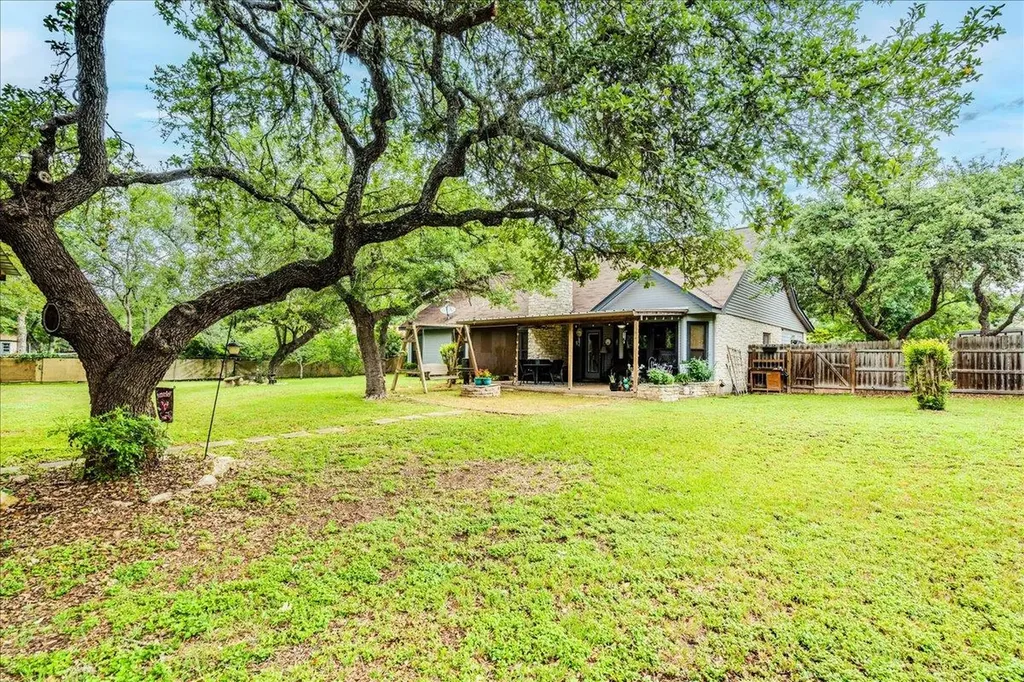 336 Primrose Drive Kyle TX 78640