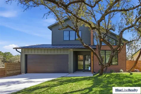 18305 Lake Oaks Drive Jonestown TX 78645