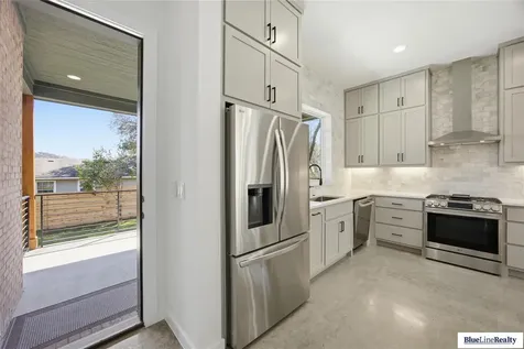18305 Lake Oaks Drive Jonestown TX 78645