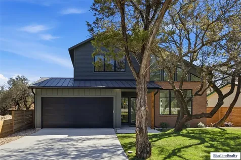 18305 Lake Oaks Drive Jonestown TX 78645
