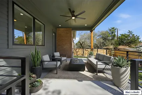 18305 Lake Oaks Drive Jonestown TX 78645