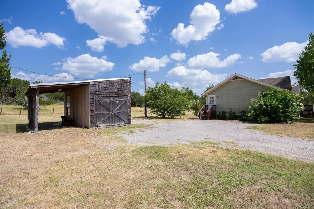 11929 Fitzhugh Corners Dripping Springs TX 78620