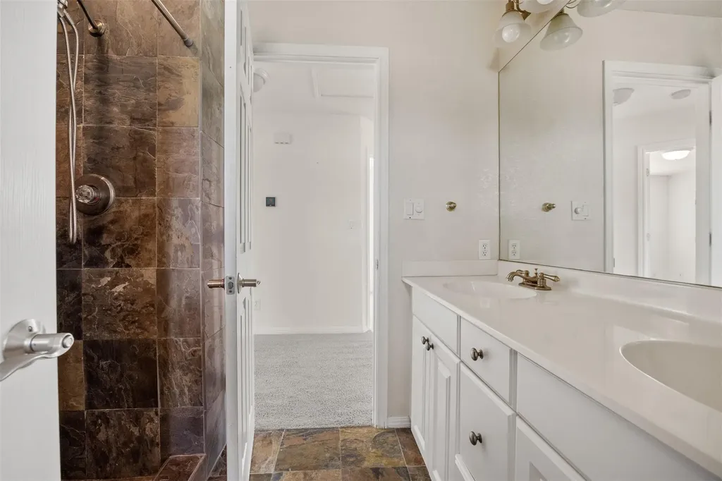 11929 Fitzhugh Corners Dripping Springs TX 78620