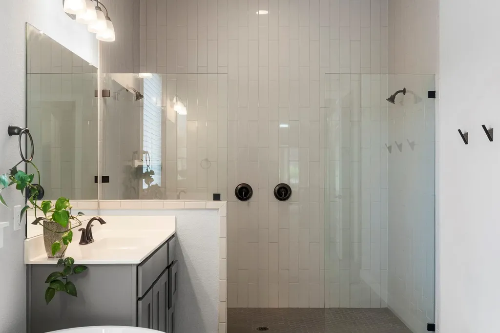 341 Hazy Hills Loop Dripping Springs TX 78620
