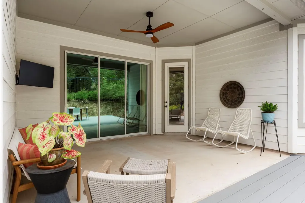 341 Hazy Hills Loop Dripping Springs TX 78620