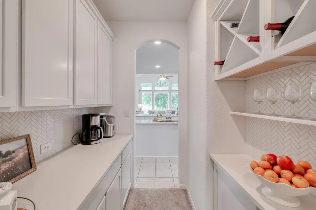6144 Teodoro Bend Round Rock TX 78665