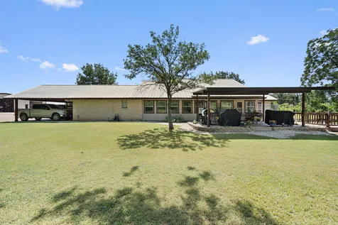 1172 County Road 418 Thorndale TX 76577