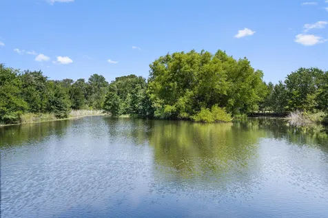 1172 County Road 418 Thorndale TX 76577