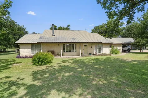 1172 County Road 418 Thorndale TX 76577
