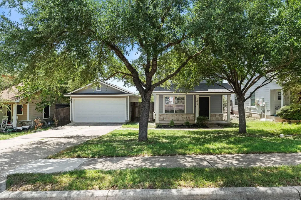 12517 Briarcreek Loop Manor TX 78653