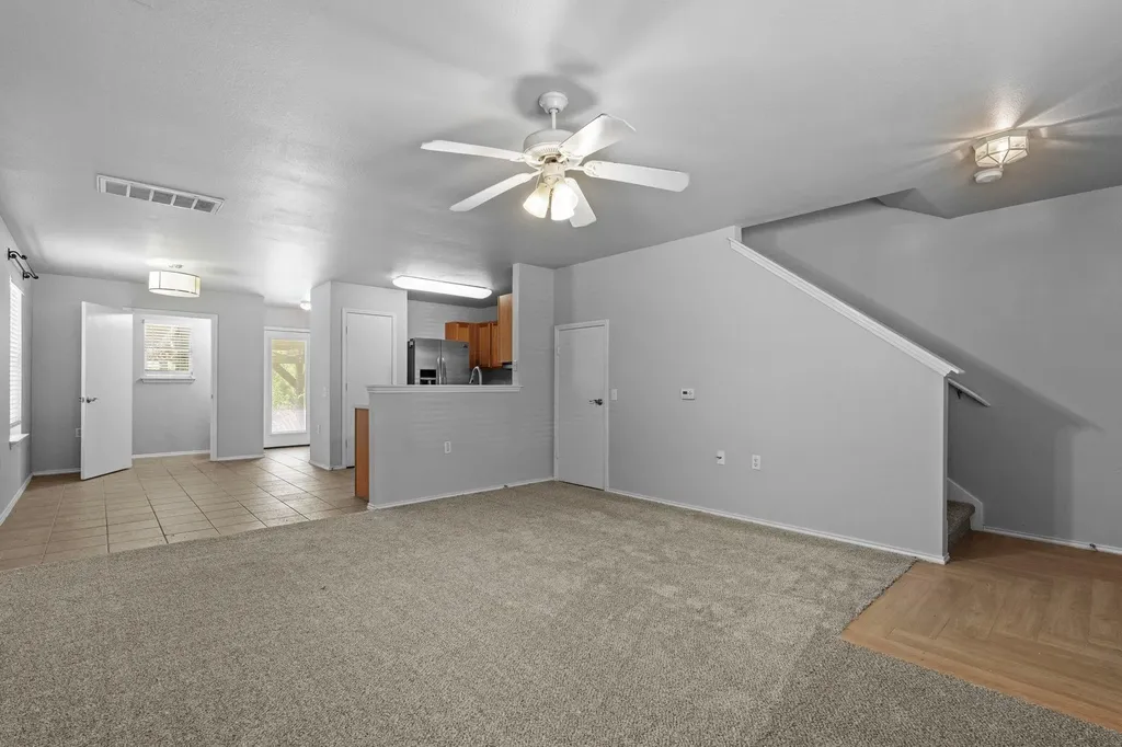 12517 Briarcreek Loop Manor TX 78653
