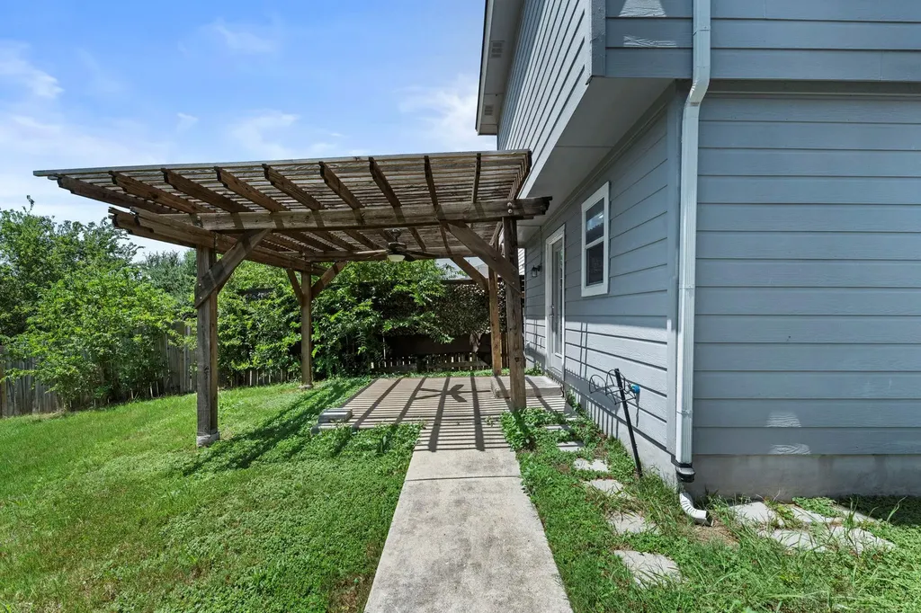 12517 Briarcreek Loop Manor TX 78653