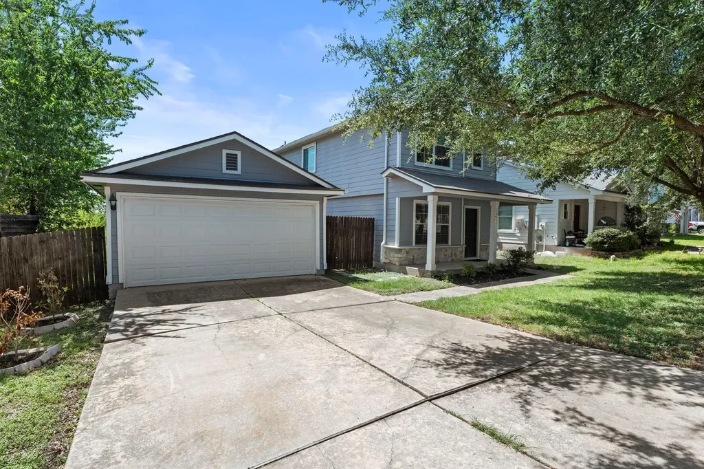 12517 Briarcreek Loop Manor TX 78653