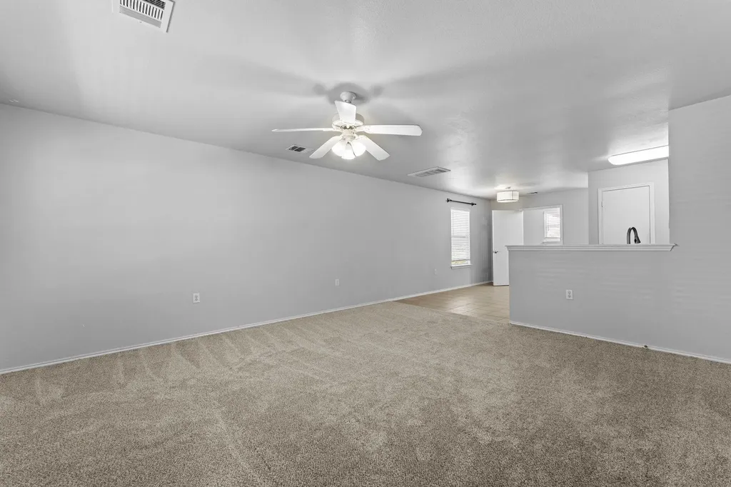 12517 Briarcreek Loop Manor TX 78653