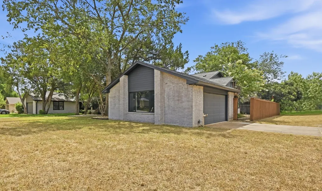 4013 Reynosa Drive Austin TX 78739