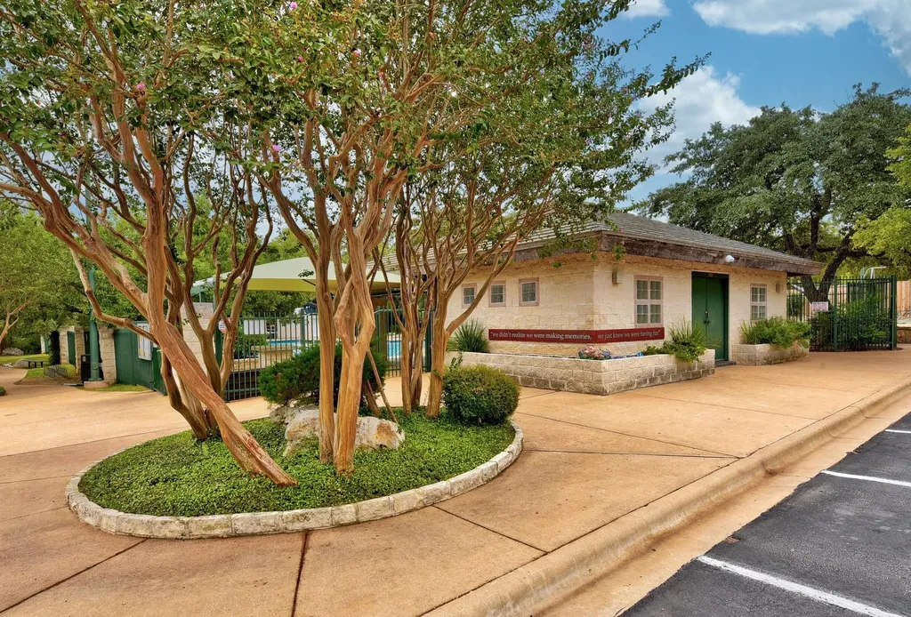 4013 Reynosa Drive Austin TX 78739