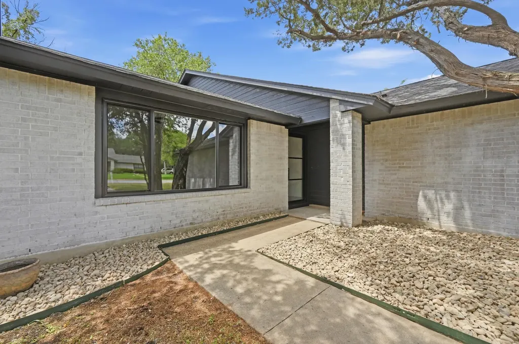 4013 Reynosa Drive Austin TX 78739